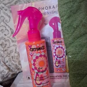 NWT! amika The Wizard Silicone-Free Detangling Primer